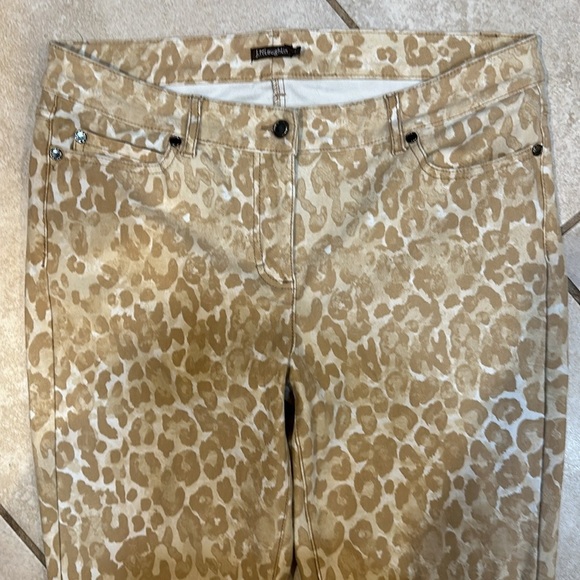 J McLaughlin Tan Watercolor Leopard Knit Jeans 10 Cheetah - Picture 3 of 7